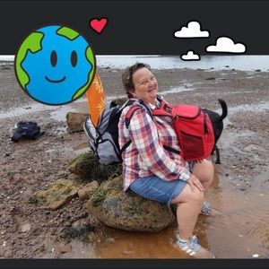 Meet your Posher, Joy